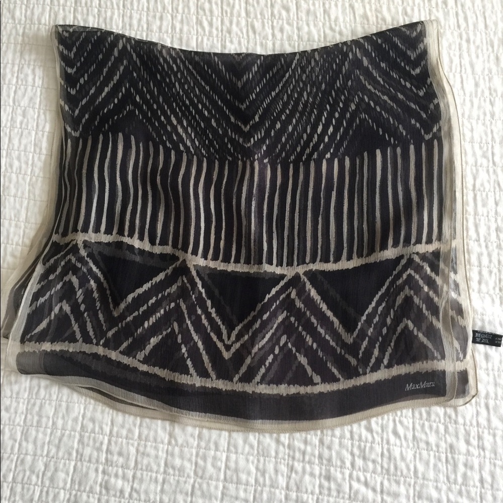 MaxMara Black and Cream Geometric Silk Scarf